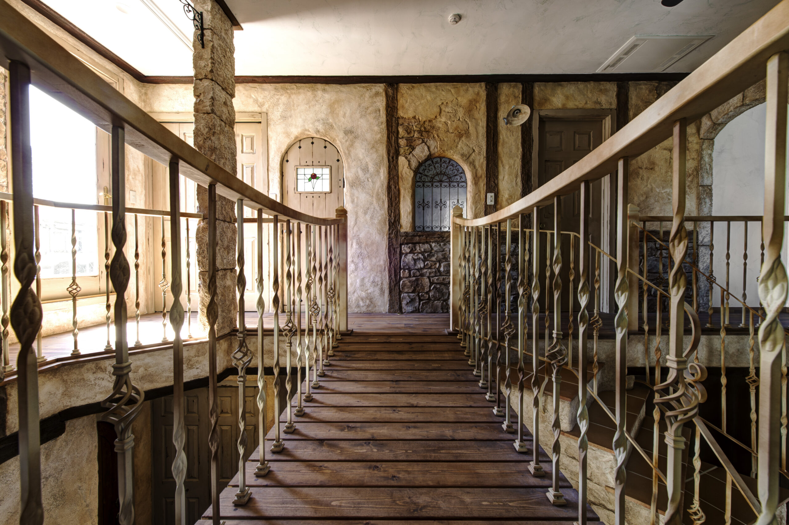 モルタル造形の施工が本格始動します！